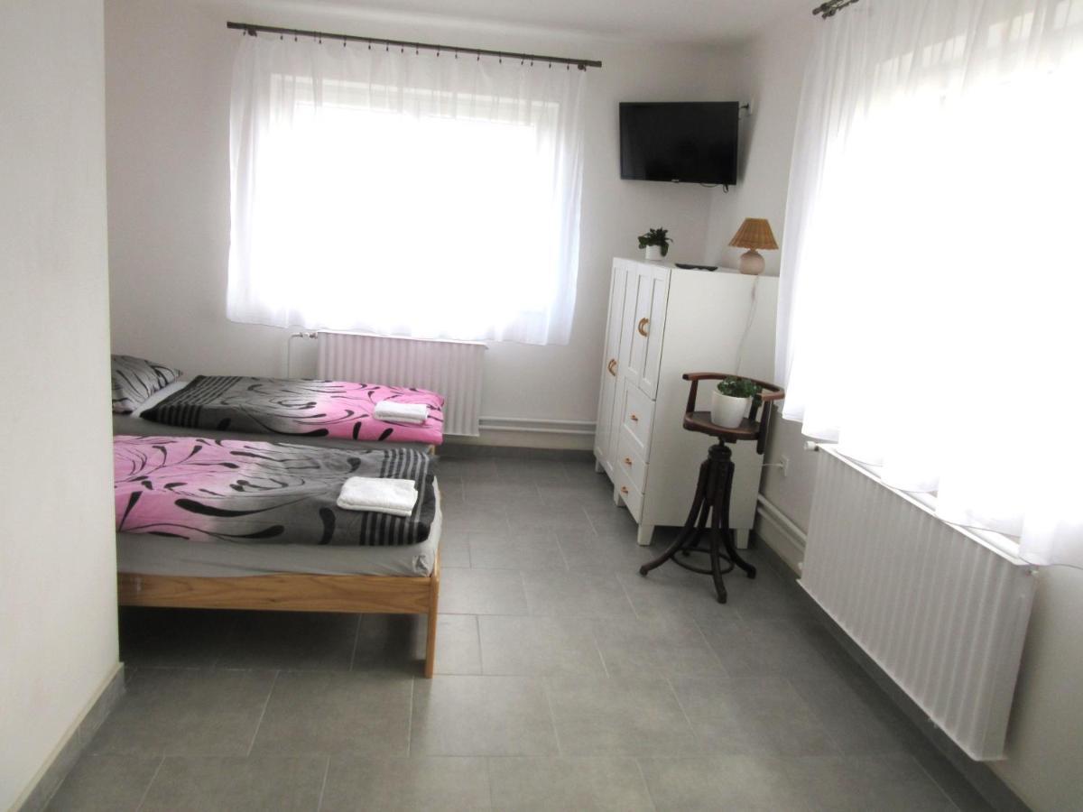Vila Rybnicek Brada Extérieur photo